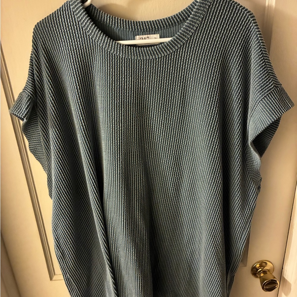 Blue ribbed top 3x